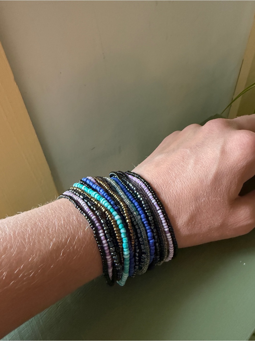 Magnetic Multicolor Seed Bead Bracelet for Women